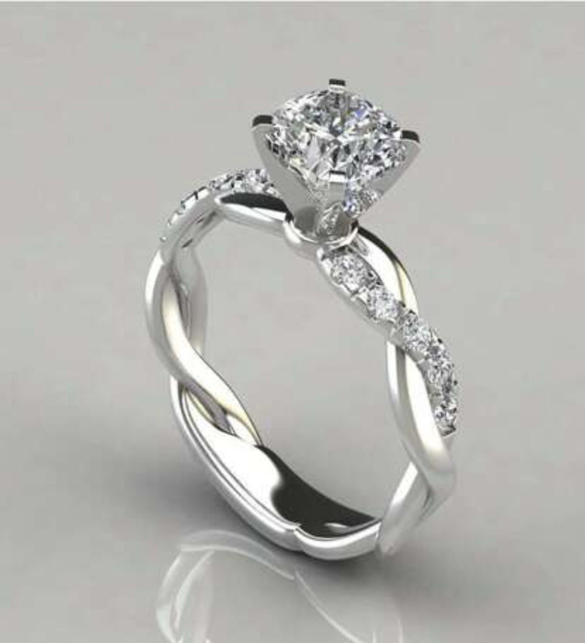 Fashionable Princess Cut/Swirl Engagement & Wedding Ring